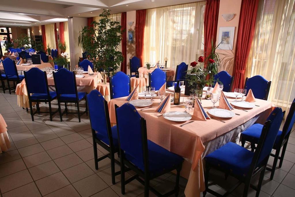 Hotel Reghina Timisoara Restoran foto