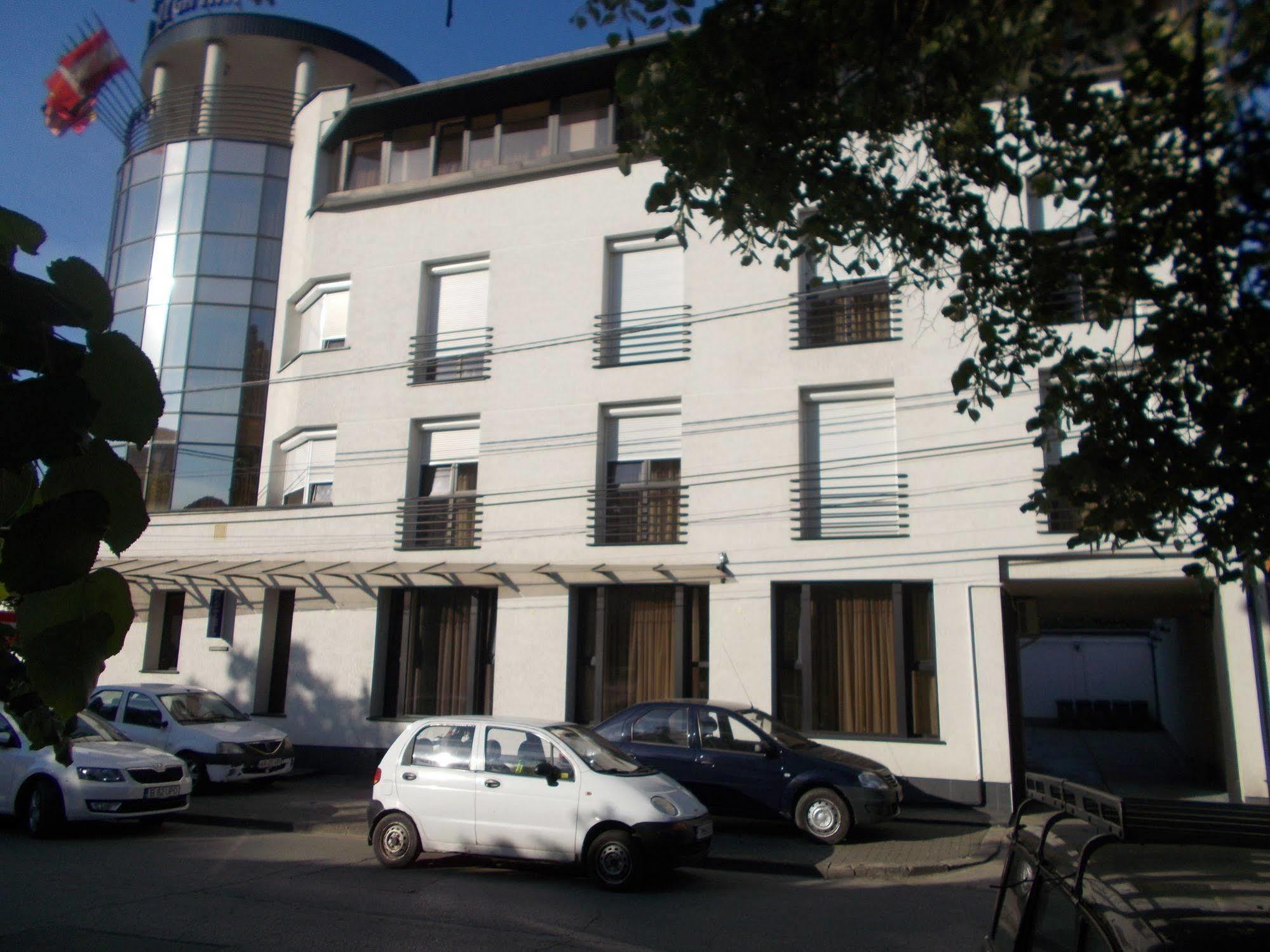 Hotel Reghina Timisoara Bagian luar foto