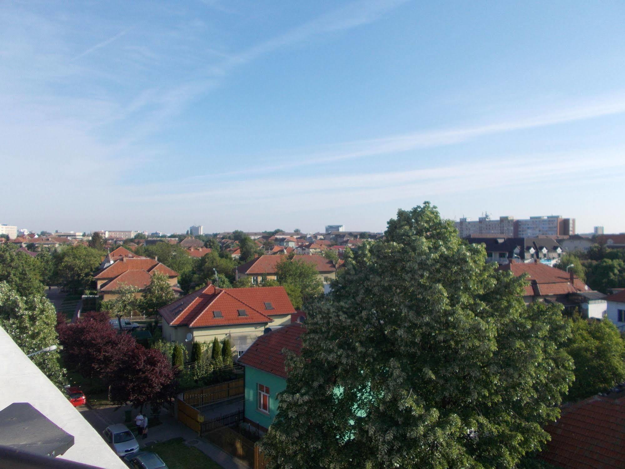 Hotel Reghina Timisoara Bagian luar foto