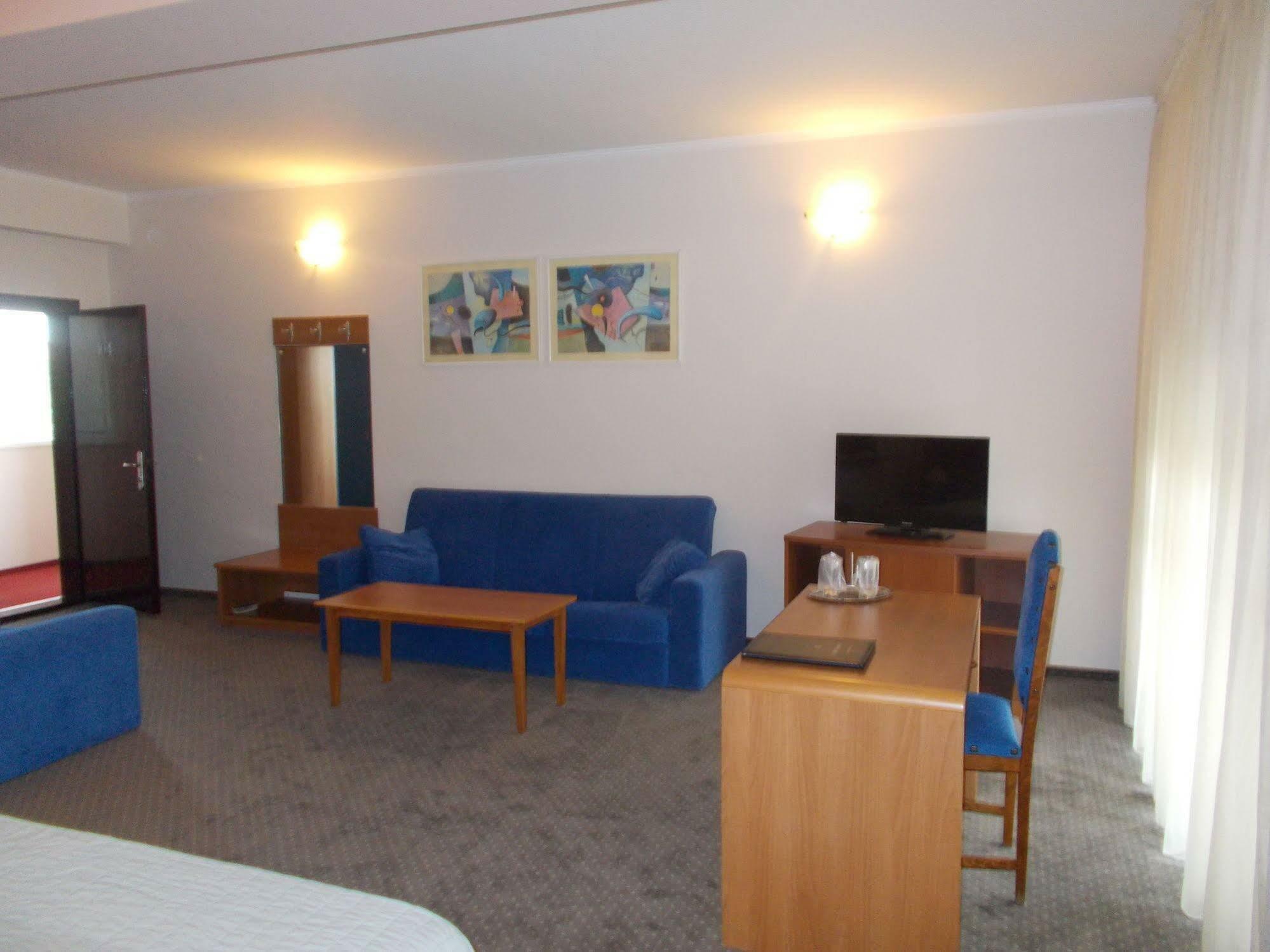 Hotel Reghina Timisoara Bagian luar foto