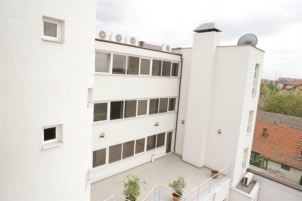 Hotel Reghina Timisoara Bagian luar foto